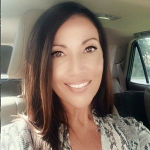 Meet your Posher, Tina